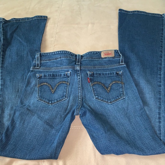 Levi’s Bootcut Jeans - Picture 4 of 6